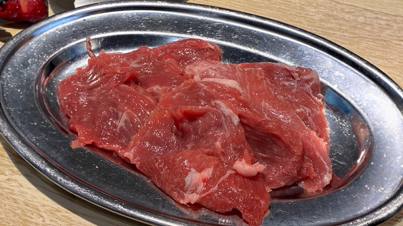 一度も冷凍していない「生ラム」を使用